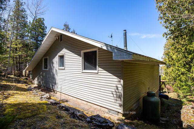 203 Hardwick Cove Rd, House detached with 2 bedrooms, 1 bathrooms and 4 parking in Northern Bruce Peninsula ON | Image 26