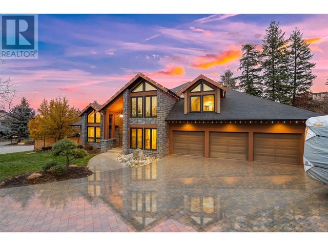 5327 Hedeman Court, House detached with 6 bedrooms, 3 bathrooms and 8 parking in Kelowna BC | Image 2
