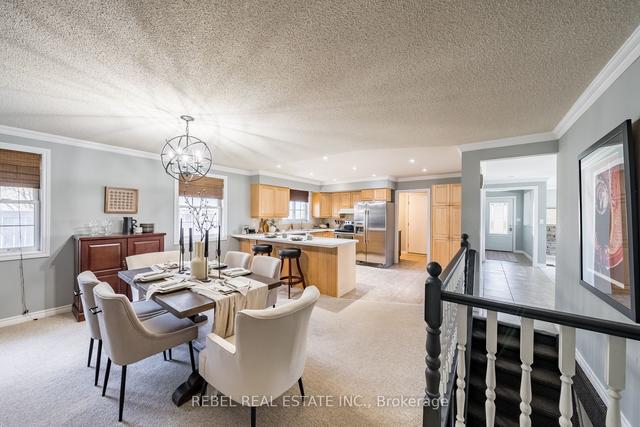 3 Meadowview Blvd, House detached with 4 bedrooms, 3 bathrooms and 5 parking in Clarington ON | Image 8