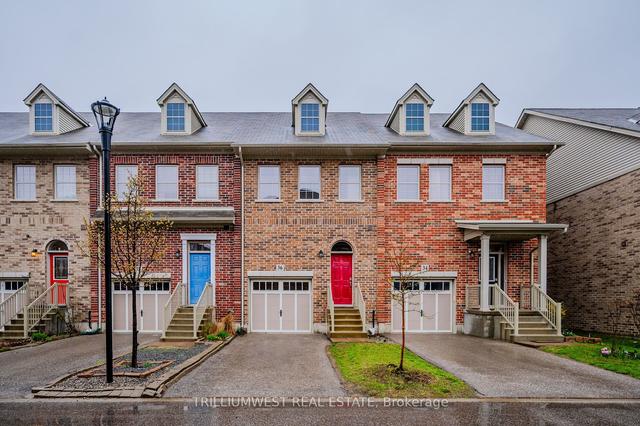 36 Robert Peel Rd, Townhouse with 3 bedrooms, 3 bathrooms and 2 parking in Kitchener ON | Image 12