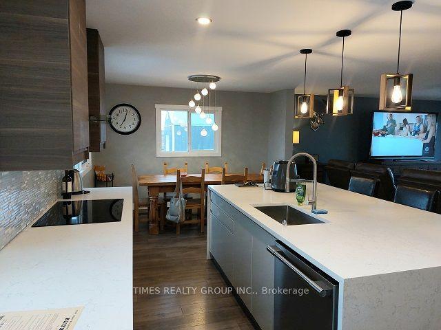233055 Rge Rd 250, House detached with 2 bedrooms, 3 bathrooms and 14 parking in Wheatland County AB | Image 25