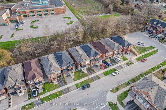 13 Isaac Devins Blvd, House detached with 4 bedrooms, 4 bathrooms and 2 parking in Toronto ON | Image 23
