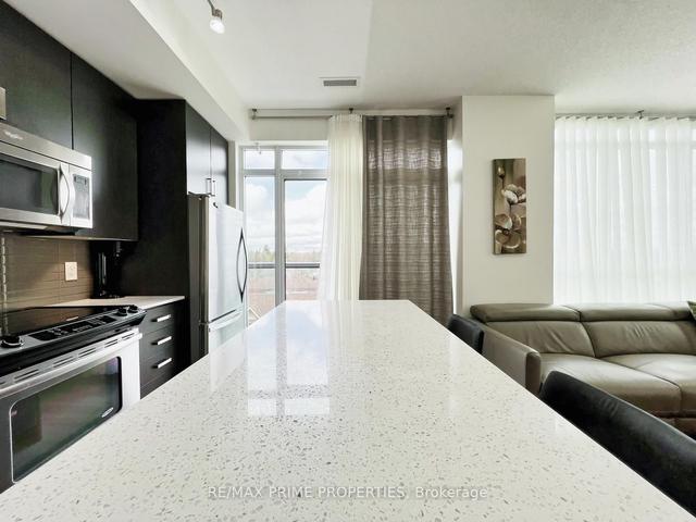 611 - 7608 Yonge St, Condo with 2 bedrooms, 2 bathrooms and 1 parking in Vaughan ON | Image 2