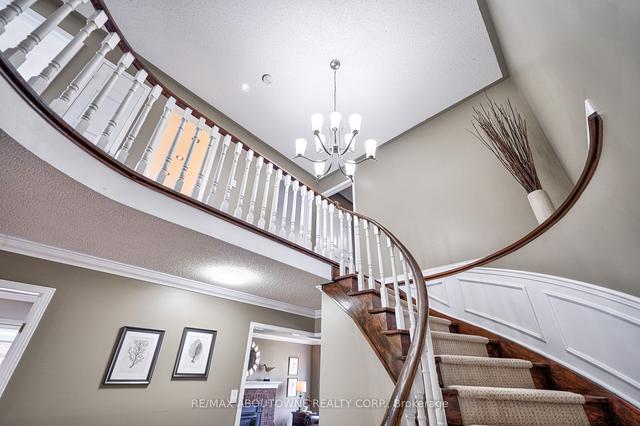1237 Old Colony Rd, House detached with 5 bedrooms, 4 bathrooms and 6 parking in Oakville ON | Image 10