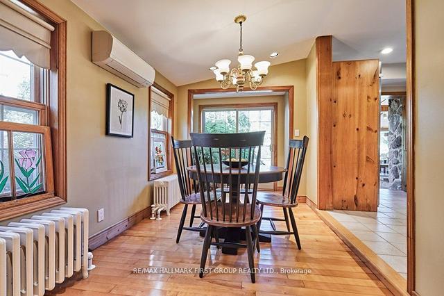 1733 Dufferin St, House detached with 4 bedrooms, 4 bathrooms and 4 parking in Whitby ON | Image 5