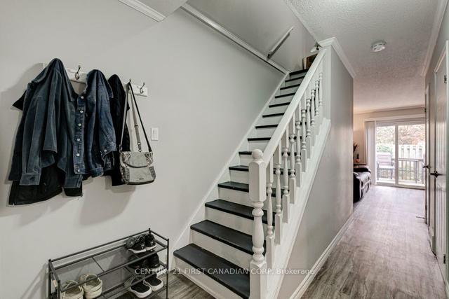 49 - 217 Martinet Ave, Townhouse with 3 bedrooms, 2 bathrooms and 1 parking in London ON | Image 8