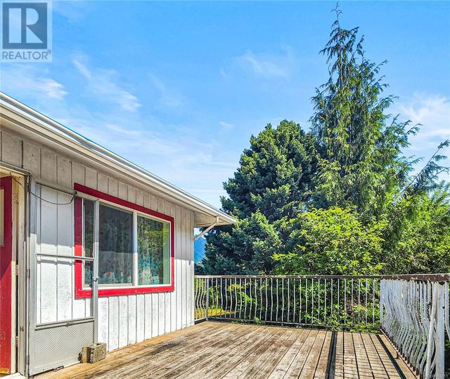 120 Seaview St, House detached with 3 bedrooms, 2 bathrooms and 4 parking in Sayward BC | Image 17