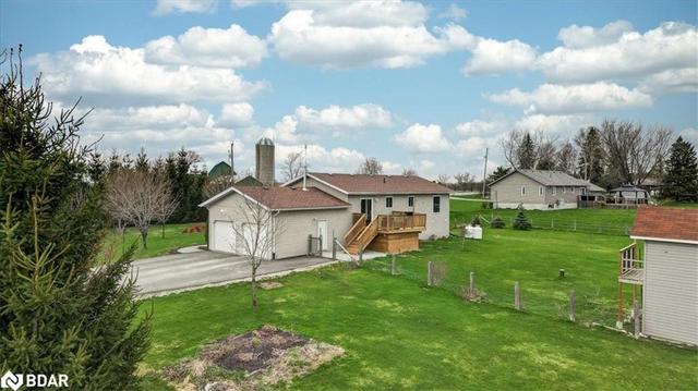 717 St Luke Road, House detached with 5 bedrooms, 2 bathrooms and 9 parking in Kawartha Lakes ON | Image 37