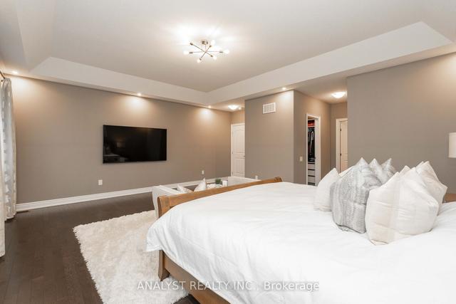 93 Ross Vennare Cres, House detached with 4 bedrooms, 5 bathrooms and 7 parking in Vaughan ON | Image 20