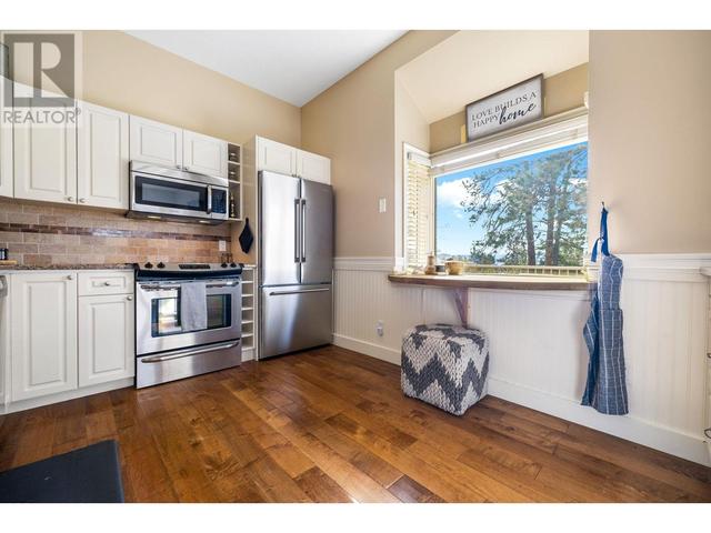 4040 Casorso Road, House detached with 4 bedrooms, 6 bathrooms and 22 parking in Kelowna BC | Image 90