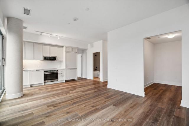 906 - 250 Lawrence Ave W, Condo with 2 bedrooms, 3 bathrooms and 1 parking in Toronto ON | Image 2