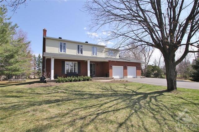 1756 Marchurst Road, House detached with 5 bedrooms, 4 bathrooms and 8 parking in Ottawa ON | Image 1