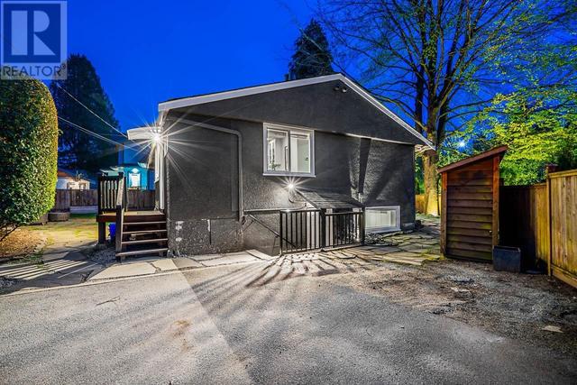 4093 W 41st Avenue, House detached with 4 bedrooms, 2 bathrooms and null parking in Vancouver BC | Image 28