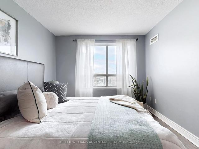 lph13 - 39 Oneida Cres, Condo with 2 bedrooms, 2 bathrooms and 2 parking in Richmond Hill ON | Image 4