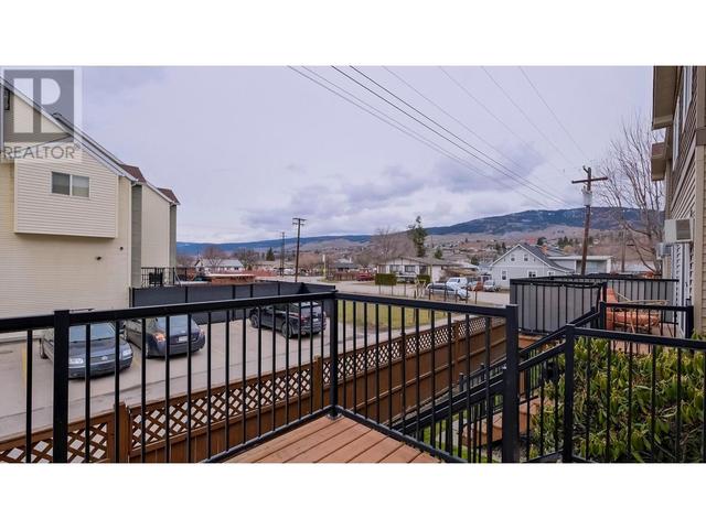 201 - 150 Mallach Road, House attached with 3 bedrooms, 2 bathrooms and 2 parking in Kelowna BC | Image 23