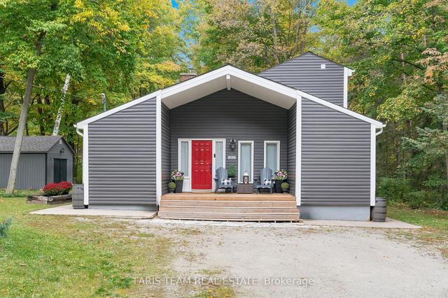 22 Slalom Dr, House detached with 3 bedrooms, 2 bathrooms and 6 parking in Oro Medonte ON | Image 1