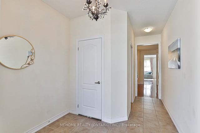138 Memon Pl, House semidetached with 3 bedrooms, 4 bathrooms and 3 parking in Markham ON | Image 23