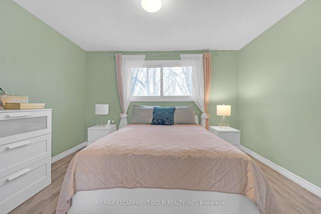 25 - 100 St. Andrews Crt, Townhouse with 3 bedrooms, 3 bathrooms and 2 parking in Hamilton ON | Image 15