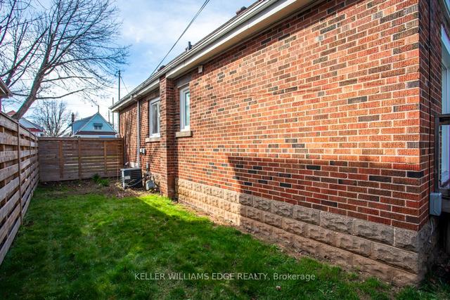 35 Crosthwaite Ave S, House detached with 3 bedrooms, 1 bathrooms and 4 parking in Hamilton ON | Image 26