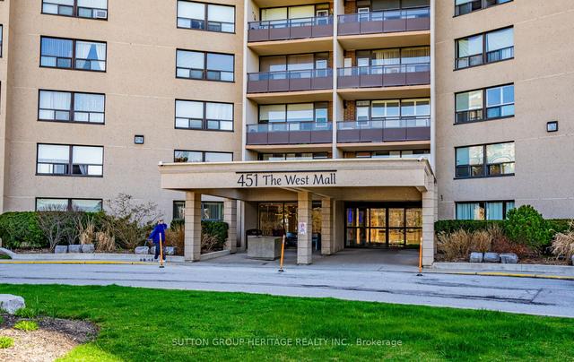 1421 - 451 The West Mall, Condo with 2 bedrooms, 1 bathrooms and 1 parking in Toronto ON | Image 23