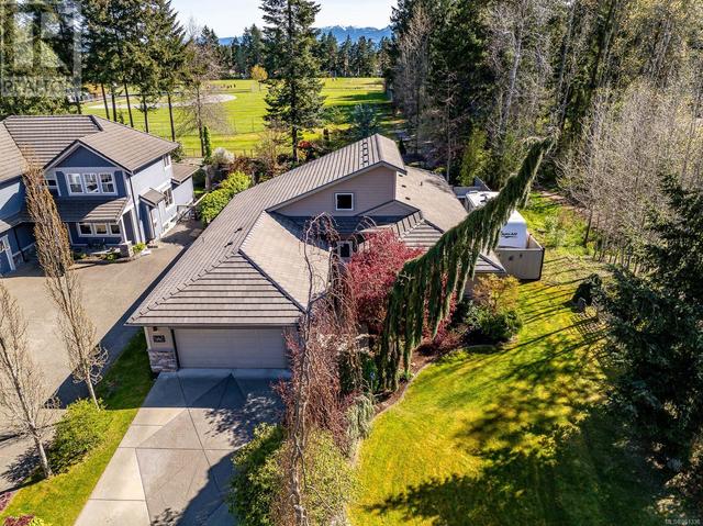 1531 Highridge Dr, House detached with 3 bedrooms, 3 bathrooms and 2 parking in Comox BC | Image 1