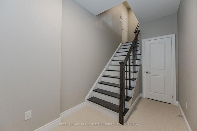 3048 Parsonage Cres, House detached with 4 bedrooms, 3 bathrooms and 4 parking in Oakville ON | Image 28