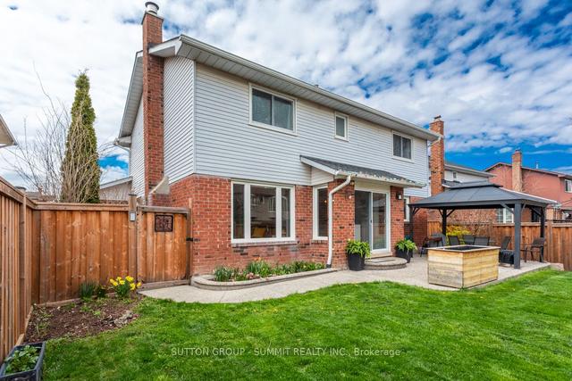 2413 Butternut Cres, House detached with 4 bedrooms, 4 bathrooms and 4 parking in Burlington ON | Image 28
