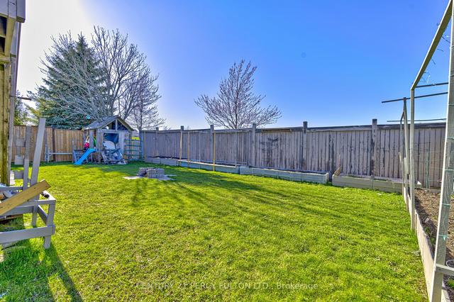 43 Hunter Rd, House detached with 3 bedrooms, 3 bathrooms and 3 parking in Orangeville ON | Image 35