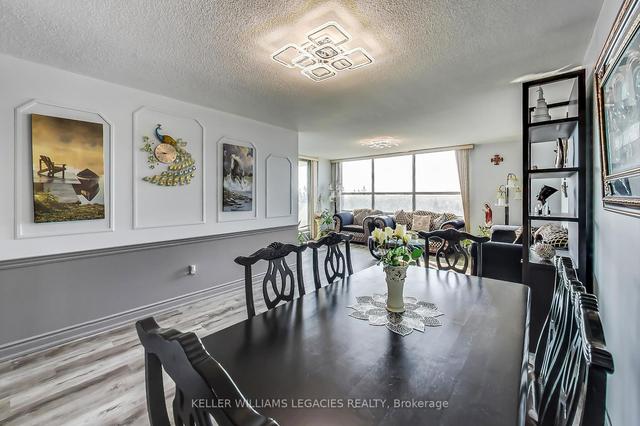 804 - 40 Panorama Crt, Condo with 3 bedrooms, 2 bathrooms and 1 parking in Toronto ON | Image 4