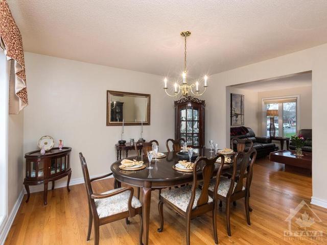 60 Rosenfeld Crescent, House detached with 4 bedrooms, 4 bathrooms and 6 parking in Ottawa ON | Image 5
