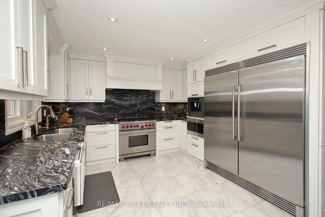 39 Moccasin Tr, House detached with 3 bedrooms, 4 bathrooms and 6 parking in Vaughan ON | Image 26