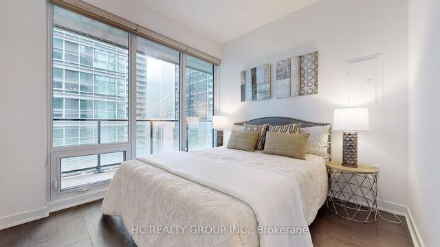 2311 - 125 Blue Jays Way, Condo with 3 bedrooms, 2 bathrooms and 1 parking in Toronto ON | Image 7
