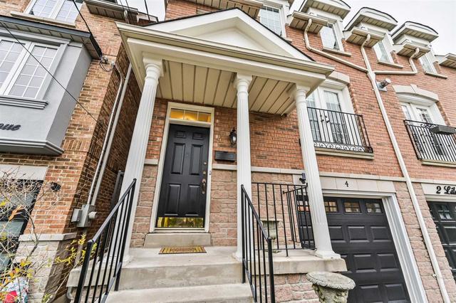 4 Lilac Ave, House semidetached with 2 bedrooms, 2 bathrooms and 2 parking in Toronto ON | Image 12