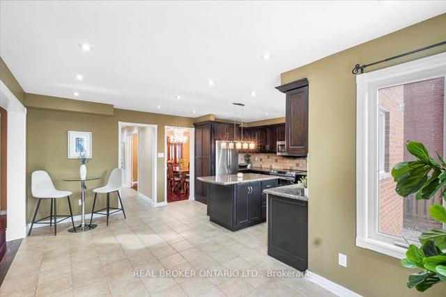 5972 Aquarius Crt, House detached with 4 bedrooms, 4 bathrooms and 6 parking in Mississauga ON | Image 11