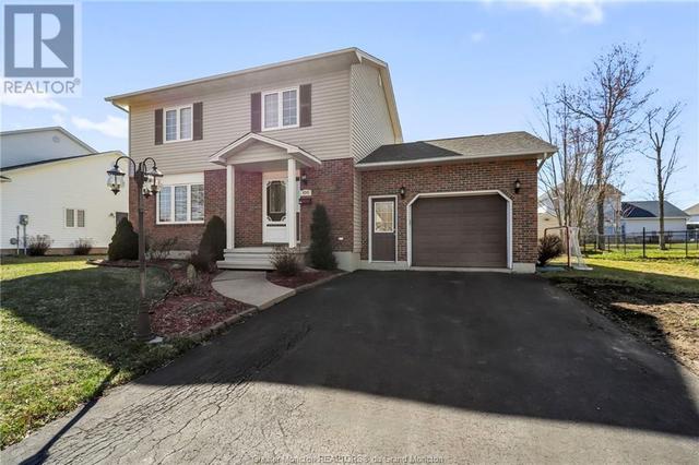 100 Bridlewood Way, House detached with 4 bedrooms, 2 bathrooms and null parking in Moncton NB | Image 1