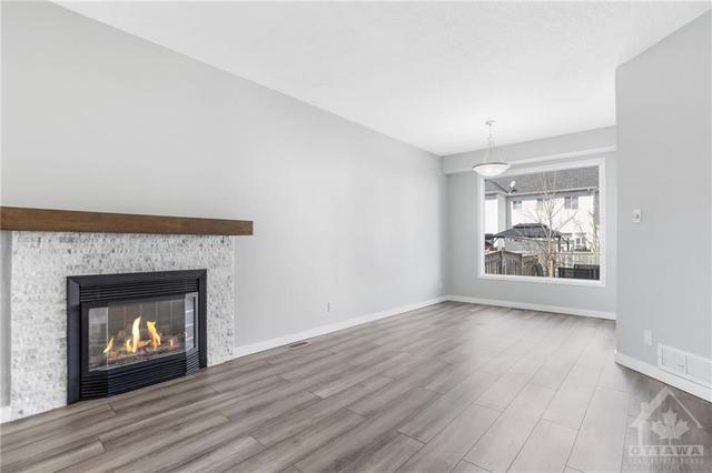 673 Valin Street, House detached with 3 bedrooms, 3 bathrooms and 3 parking in Ottawa ON | Image 8