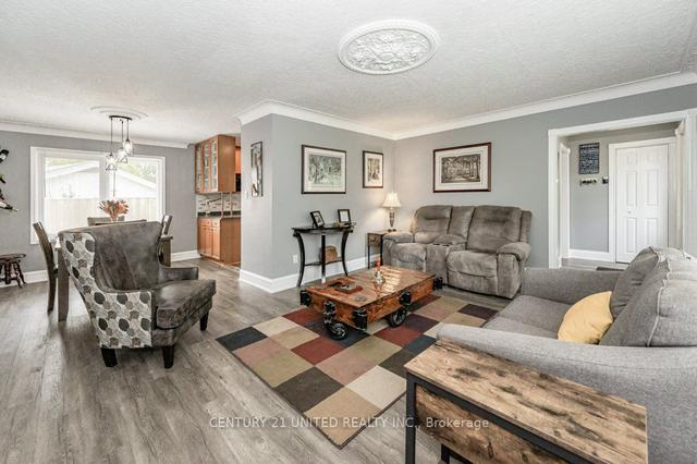 28 Masterson Dr, House detached with 3 bedrooms, 2 bathrooms and 5 parking in St. Catharines ON | Image 39