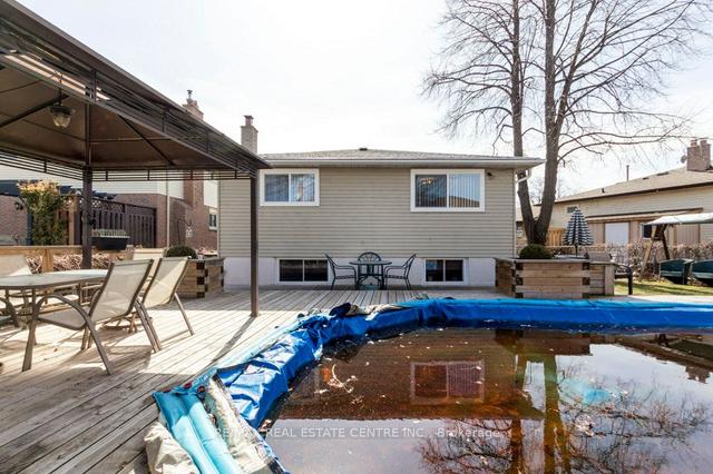 715 Coulson Ave, House detached with 3 bedrooms, 2 bathrooms and 5 parking in Milton ON | Image 29