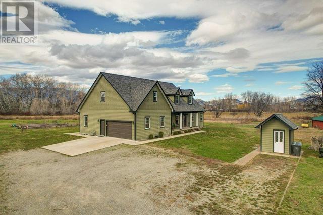 3550 Benvoulin Road, House detached with 4 bedrooms, 3 bathrooms and 6 parking in Kelowna BC | Image 3