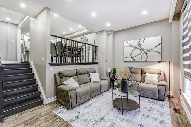 80 Darras Crt, Townhouse with 4 bedrooms, 2 bathrooms and 2 parking in Brampton ON | Image 37