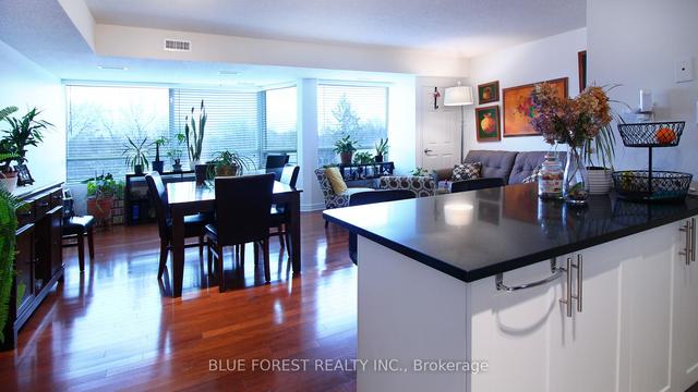 405 - 744 Wonderland Rd S, Condo with 2 bedrooms, 2 bathrooms and 1 parking in London ON | Image 5