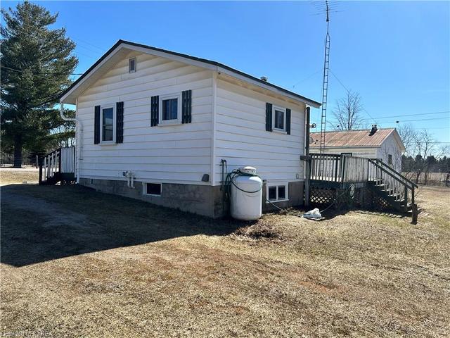 2417 Henderson Road, House detached with 1 bedrooms, 1 bathrooms and 4 parking in Central Frontenac ON | Image 17