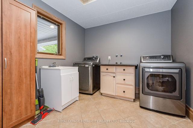 7242 Wellington Rd 17 Rd, House detached with 4 bedrooms, 2 bathrooms and 13 parking in Mapleton ON | Image 19