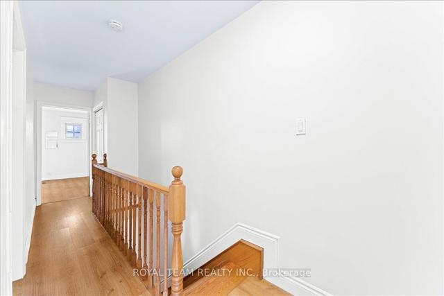 1351 Lansdowne Ave, House detached with 3 bedrooms, 4 bathrooms and 2 parking in Toronto ON | Image 22