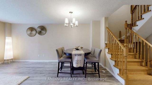 553 - 83 Mondeo Dr, Townhouse with 2 bedrooms, 2 bathrooms and 1 parking in Toronto ON | Image 2