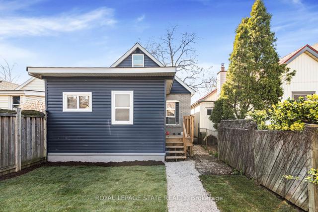 371 Upper Wentworth St, House detached with 3 bedrooms, 2 bathrooms and 2 parking in Hamilton ON | Image 33