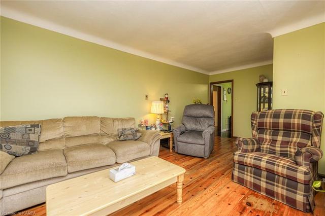 3763 Highway 38, House detached with 4 bedrooms, 1 bathrooms and 13 parking in South Frontenac ON | Image 37