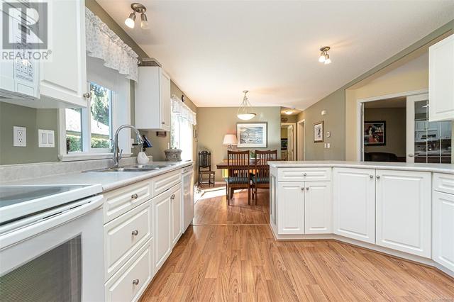 4066 Magnolia Dr, House other with 2 bedrooms, 2 bathrooms and 2 parking in Nanaimo BC | Image 27