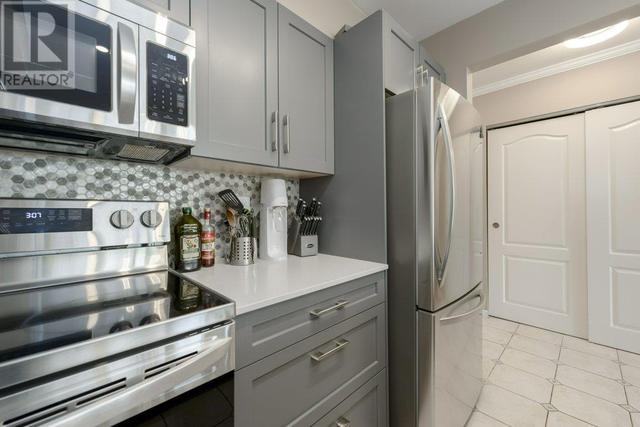 401 - 2490 W 2nd Avenue, Condo with 1 bedrooms, 1 bathrooms and 1 parking in Vancouver BC | Image 2