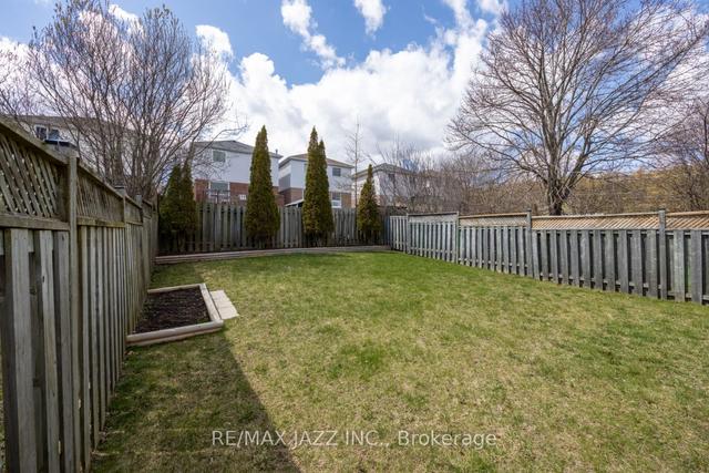 62 Champine Sq, House detached with 2 bedrooms, 2 bathrooms and 5 parking in Clarington ON | Image 17